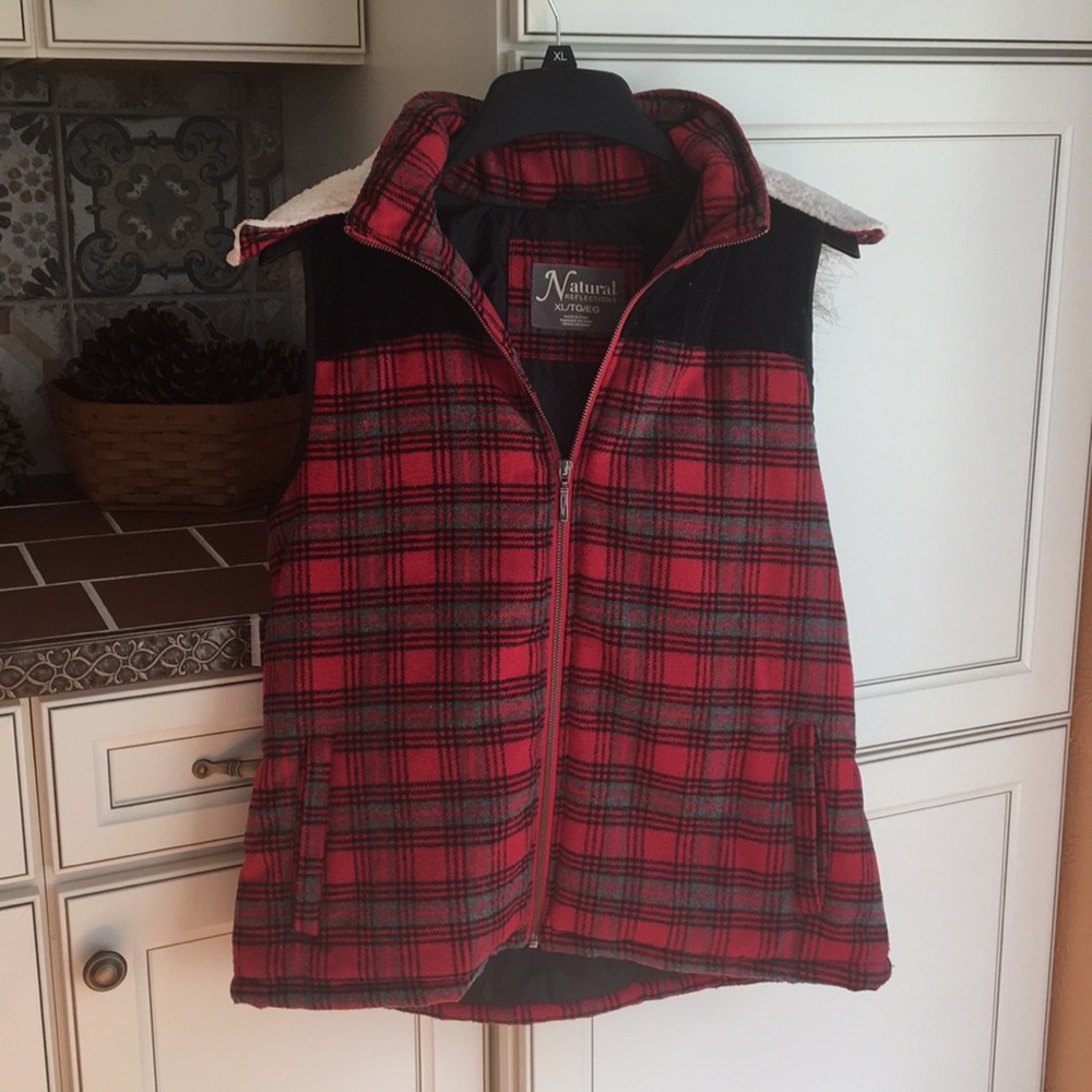 Thick warm coat vest Natural Reflexion red plaid